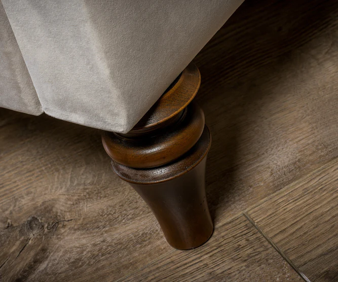 Edward Winged Bed - Image 3