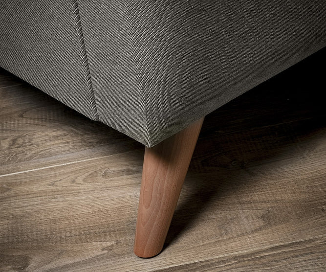 Retro Buttoned Bed - Image 5